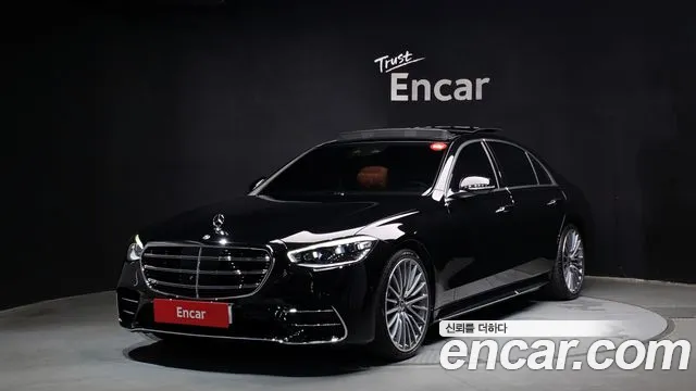 Фотография автомобиля — Mercedes-Benz S-Class