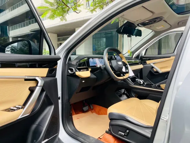 Geely Boyue L — Фото автомобиля 8