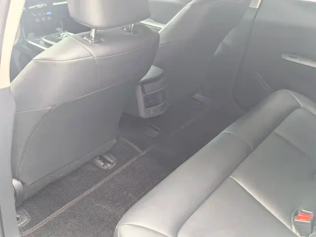 Toyota bZ3 — Фото автомобиля 13