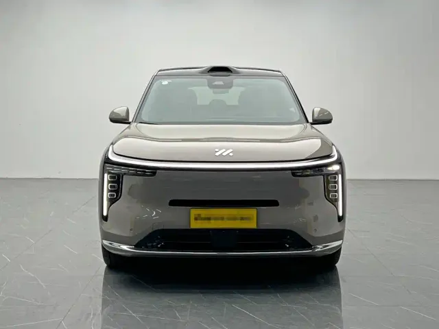 IM Motors LS8 — Фото автомобиля 2