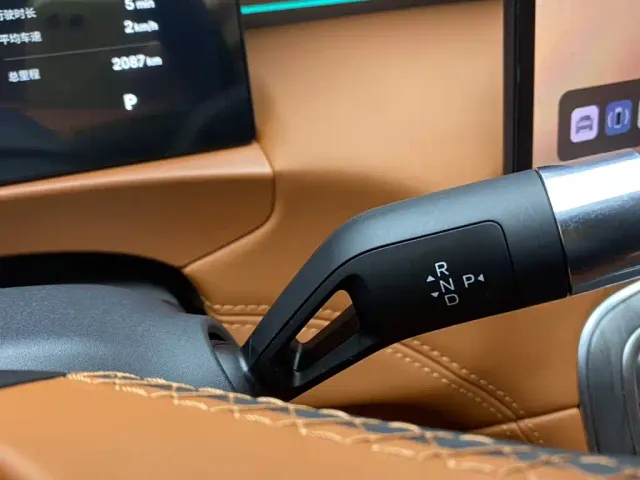 Geely Galaxy M7 — Фото автомобиля 20
