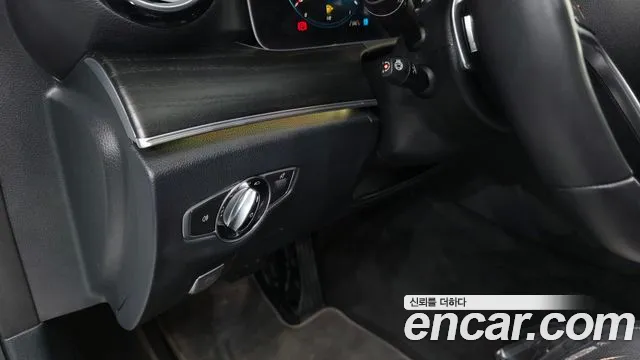 Mercedes-Benz E-Class W213 — Фото автомобиля 23