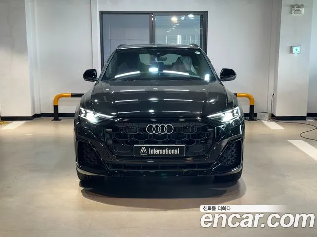 Audi Q8 50 TDI quattro Premium — Фото автомобиля 5