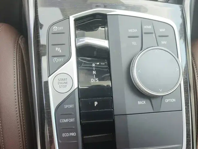 BMW 3 Series — Фото автомобиля 16