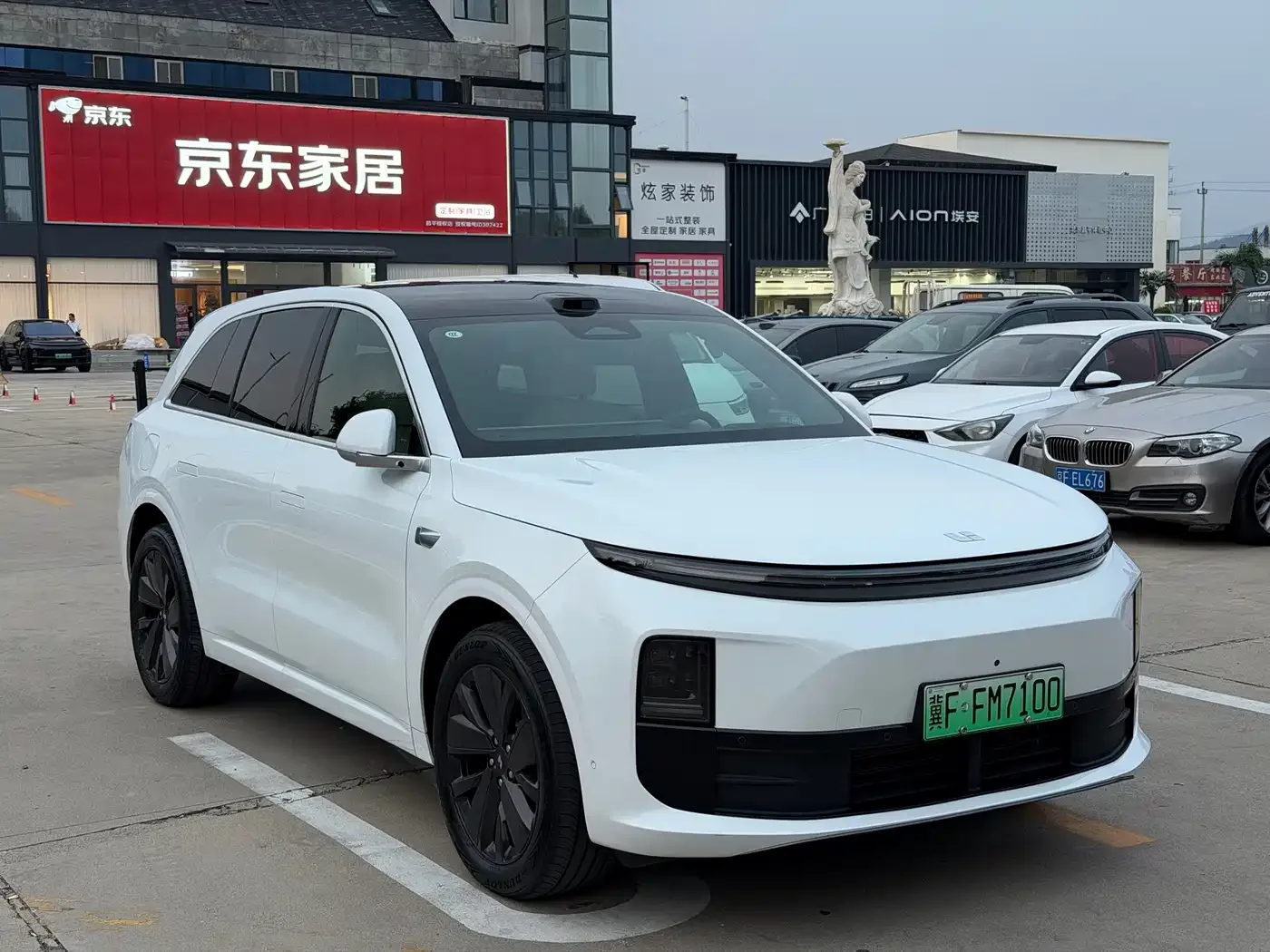Li Auto Li Auto L6 2025 Max Smart Renewal Edition — Фото автомобиля 3