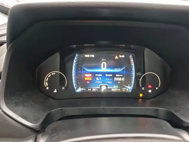 Chery Tiggo 8 — Фото автомобиля 11