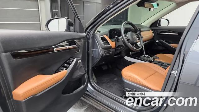 Kia Seltos New — Фото автомобиля 15