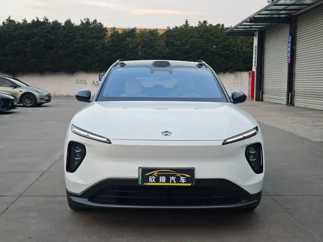 Nio ES6 — Фото автомобиля 2
