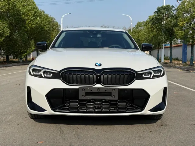 BMW 3 Series — Фото автомобиля 2