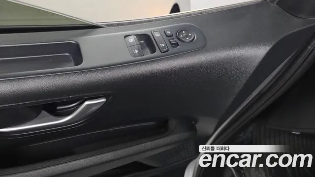 Hyundai Staria — Фото автомобиля 27