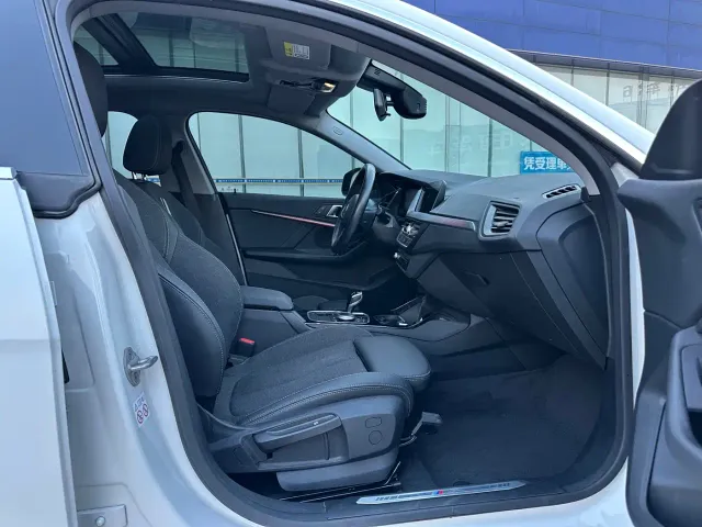 BMW 2 Series — Фото автомобиля 14