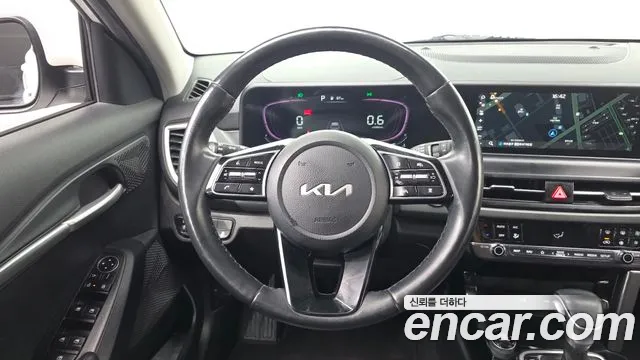 Kia Seltos — Фото автомобиля 13