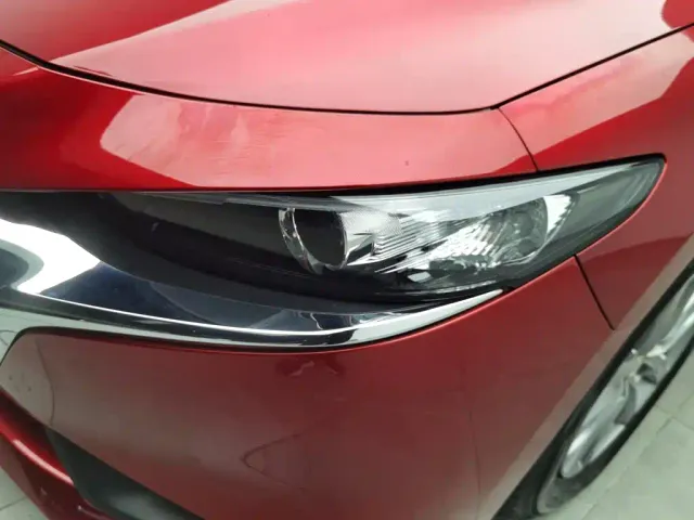 Mazda Axela — Фото автомобиля 7