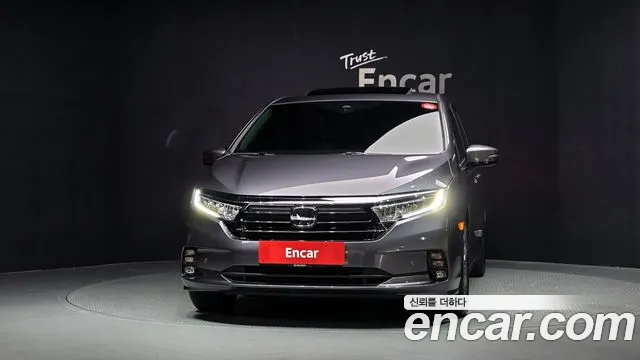Honda Odyssey — Фото автомобиля 3