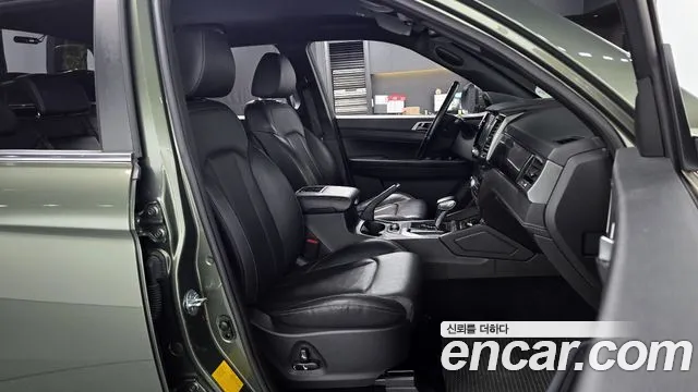 KG_Mobility_Ssangyong Rexton Новый Rexton Sport Khan Дизель 2.2 4WD — Фото автомобиля 11