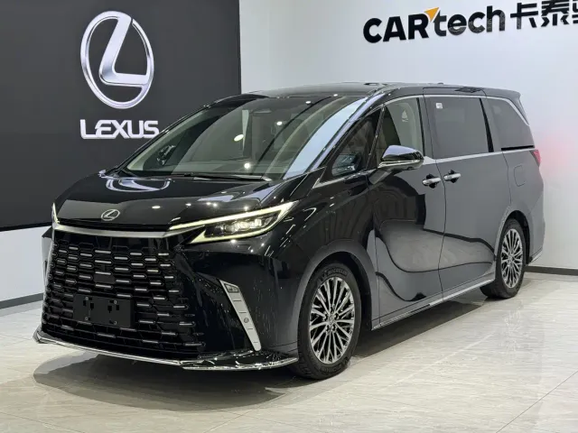 Фотография автомобиля — Lexus LM