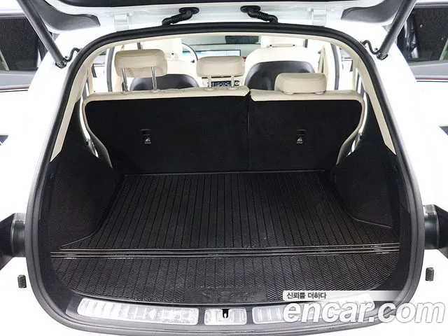 Genesis GV70 — Фото автомобиля 5