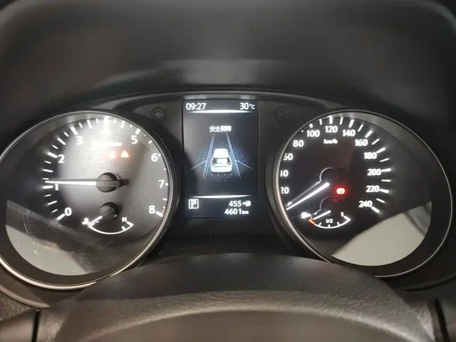 Nissan X-Trail — Фото автомобиля 11