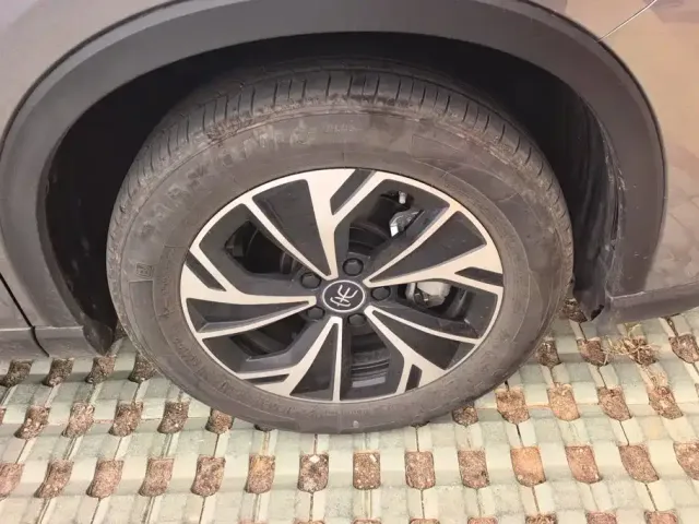 BYD Song Pro New Energy 2025 2nd Generation Smart Drive Edition DM-i 75KM Leading Type — Фото автомобиля 6