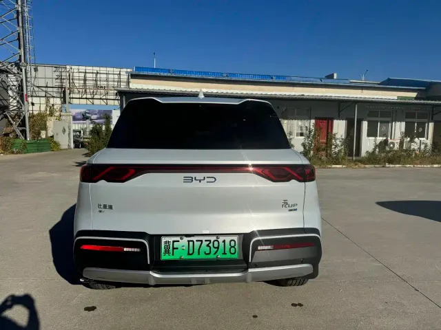 BYD Yuan UP — Фото автомобиля 10
