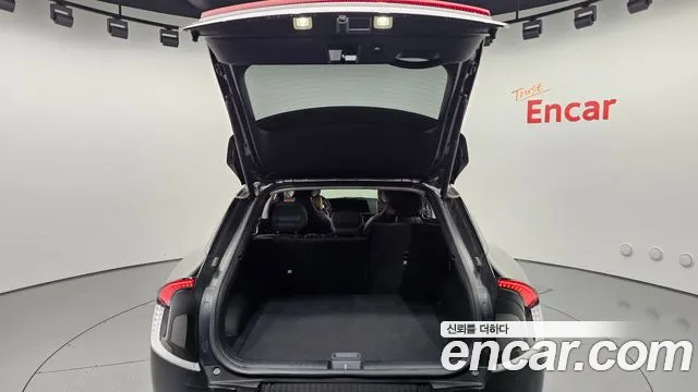 Kia EV6 — Фото автомобиля 16