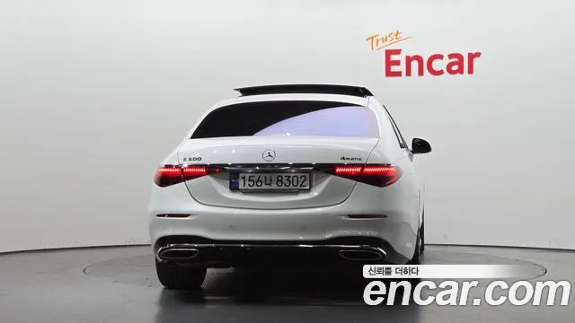 Mercedes-Benz S-Class — Фото автомобиля 4