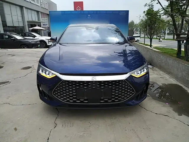 BYD Han — Фото автомобиля 2