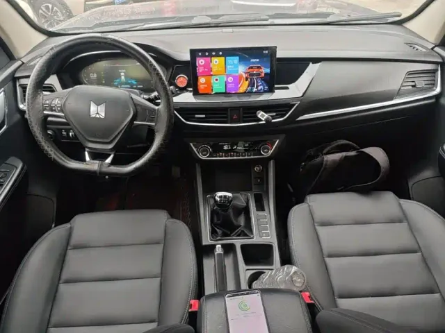 Isuzu TAGA Daka H — Фото автомобиля 9