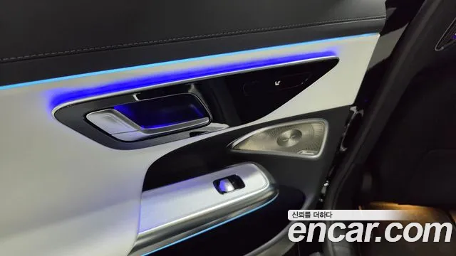 Mercedes-Benz E-Class — Фото автомобиля 13