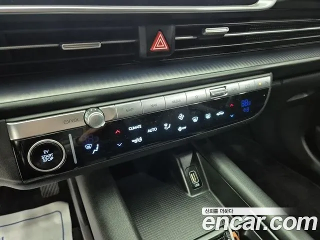 Hyundai Ioniq 6 — Фото автомобиля 17