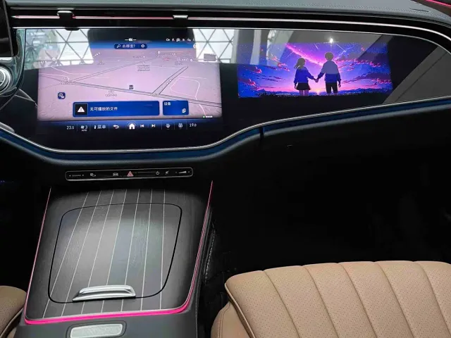 Mercedes-Benz E-Class — Фото автомобиля 7
