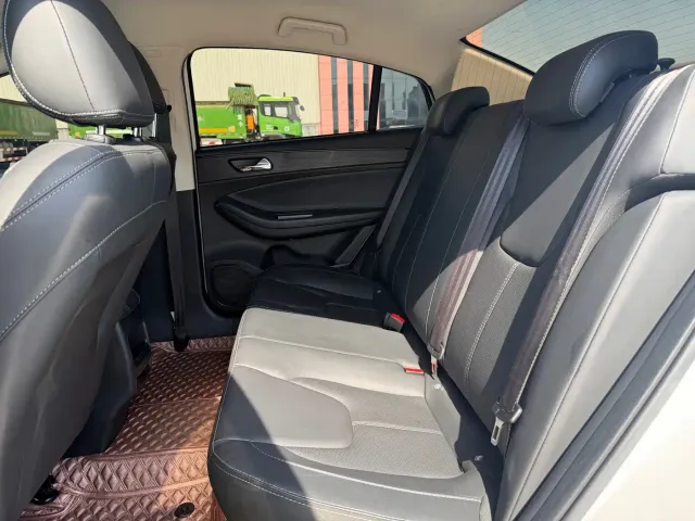 Chery Arrizo 5 — Фото автомобиля 6