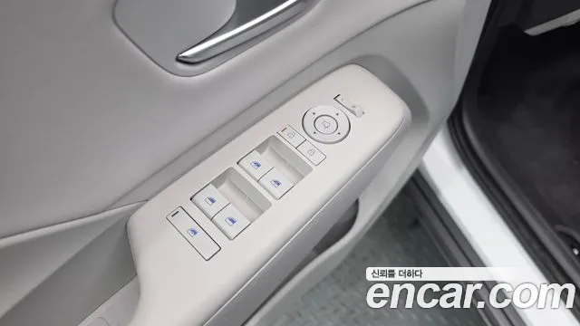 Hyundai Kona — Фото автомобиля 29
