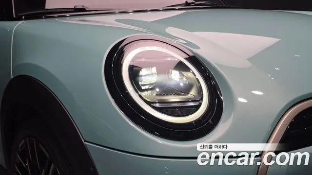Mini Cooper — Фото автомобиля 6