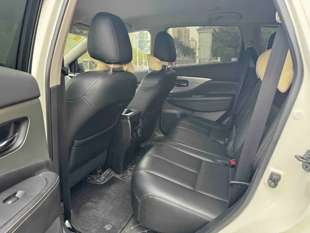 Nissan Murano — Фото автомобиля 6