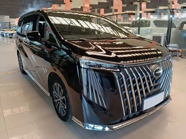 GAC Trumpchi M8 — Фото автомобиля 3
