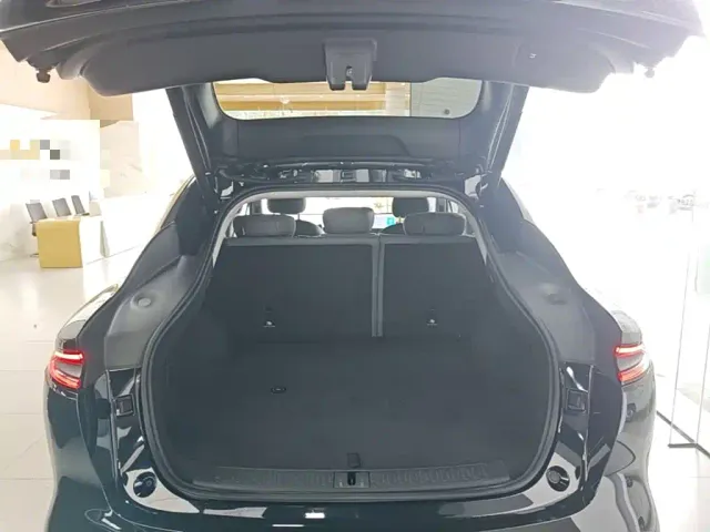 IM Motors LS6 — Фото автомобиля 18