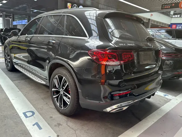 Mercedes-Benz Mercedes-Benz GLC 2022 Model GLC 260 L 4MATIC Dynamic Edition — Фото автомобиля 15