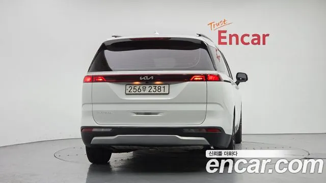 Kia Canival Carnival 4 поколение Дизель 9 мест Prestige — Фото автомобиля 4