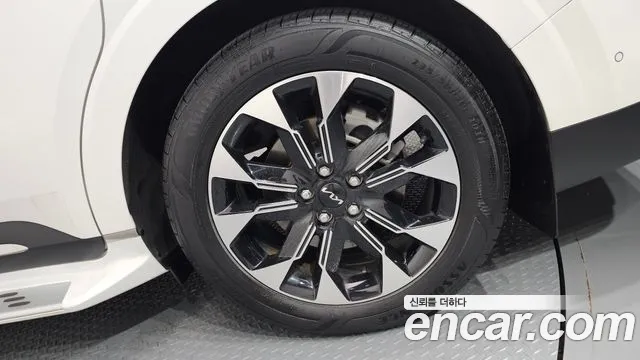 Kia Canival Carnival 4 поколение Бензин 7 мест Noblesse — Фото автомобиля 21