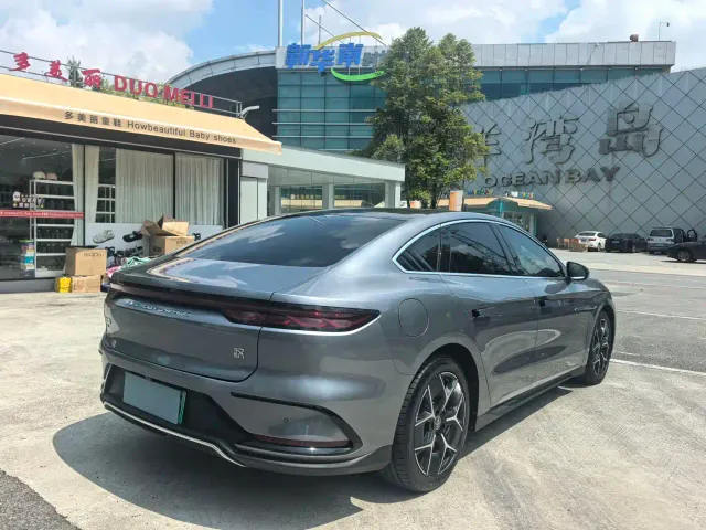 BYD Han — Фото автомобиля 3