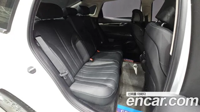 Genesis G80 RG3 — Фото автомобиля 17