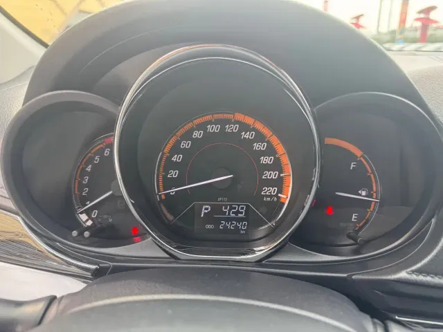 Toyota YARiS L Zhi Xuan — Фото автомобиля 15