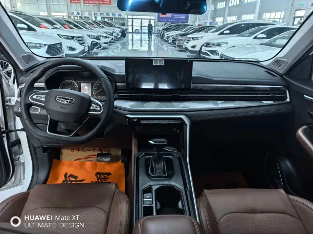 Geely Vision X6 — Фото автомобиля 9
