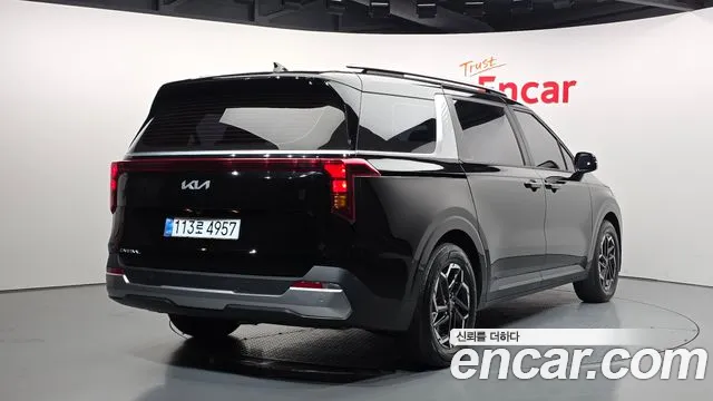Kia Canival — Фото автомобиля 2