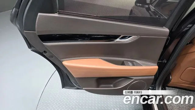 Genesis G80 RG3 — Фото автомобиля 14