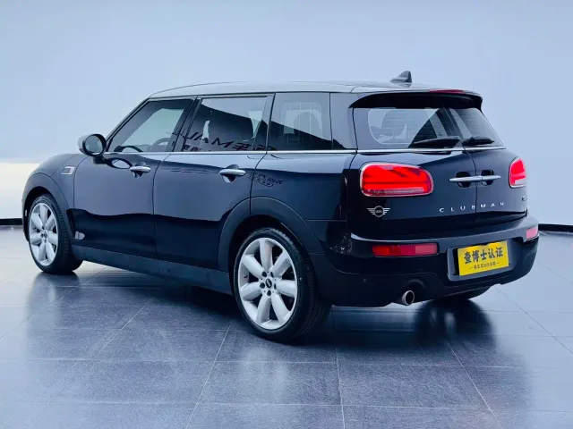 MINI Clubman — Фото автомобиля 4