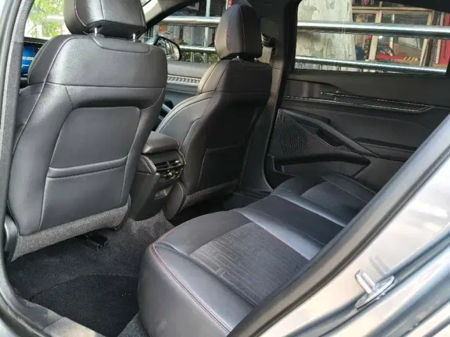 Ford Mondeo — Фото автомобиля 7
