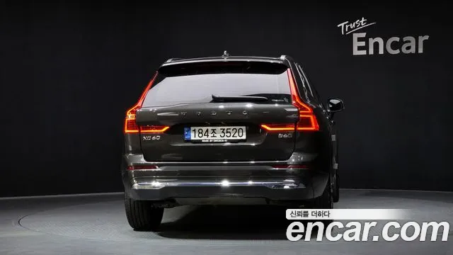 Вольво XC60 — Фото автомобиля 4
