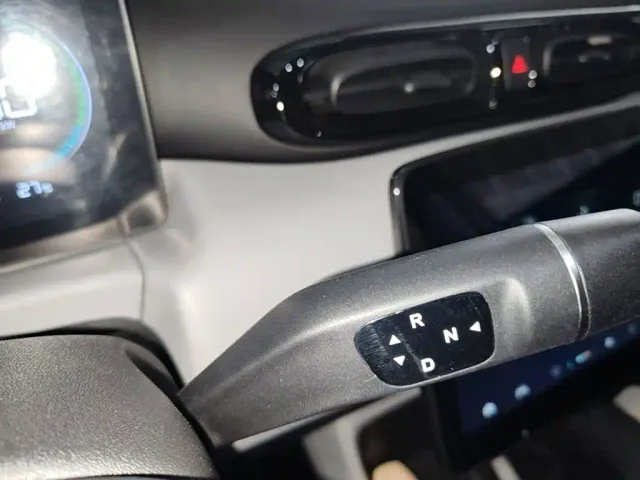 Leapmotor T03 — Фото автомобиля 13